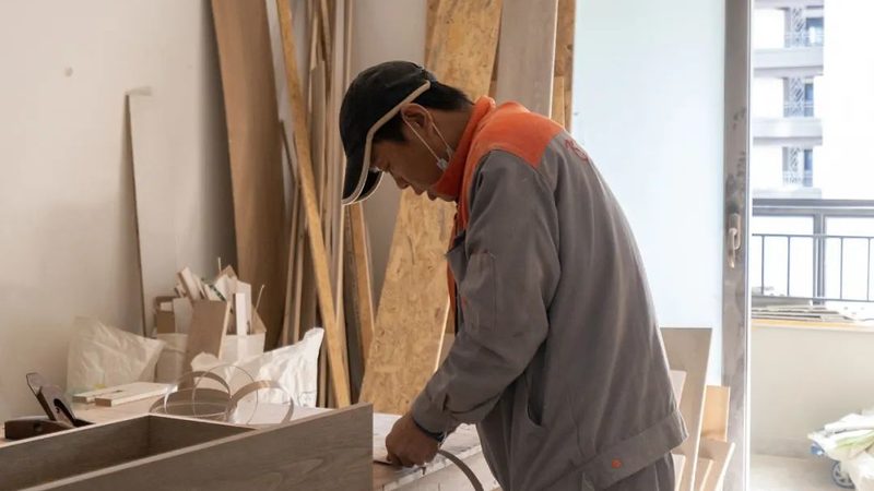钢结构厂房装修施工队：揭秘施工流程与关键要点